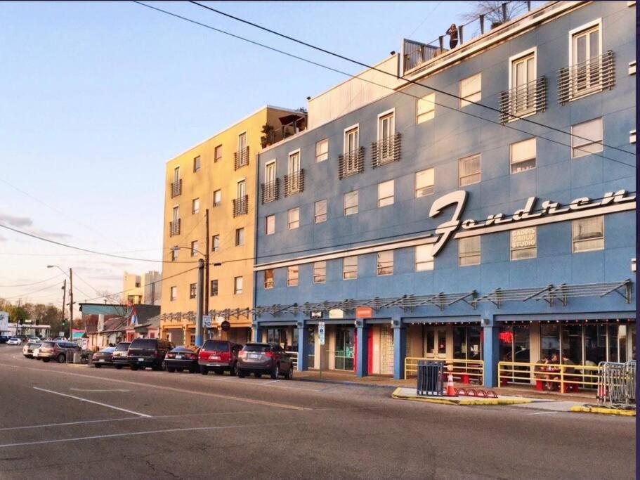 Short Walk To Jsu Stadium, Hospitals, And Bars In Fondren Jackson Eksteriør billede